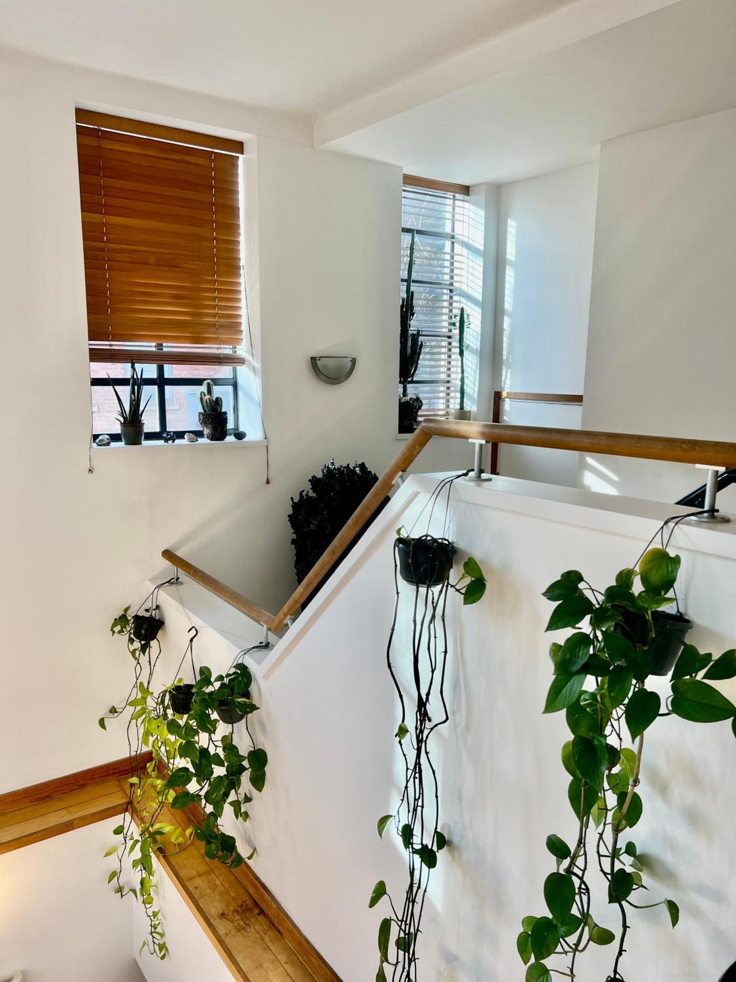 Huge Room For Recharge And Relaxation In Loft With Sauna In Central Лондон Екстериор снимка